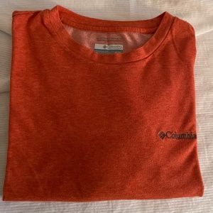 Men’s extra large Columbia orange short sleeve t-shirt